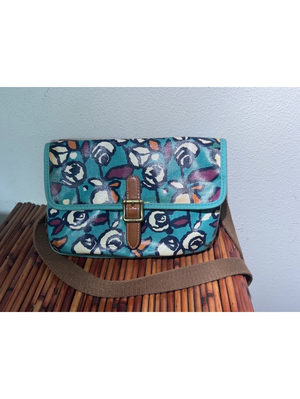 Fossil Floral Coated Canvas Crossbody Organizer Bag Blue Teal Brown Adjustable